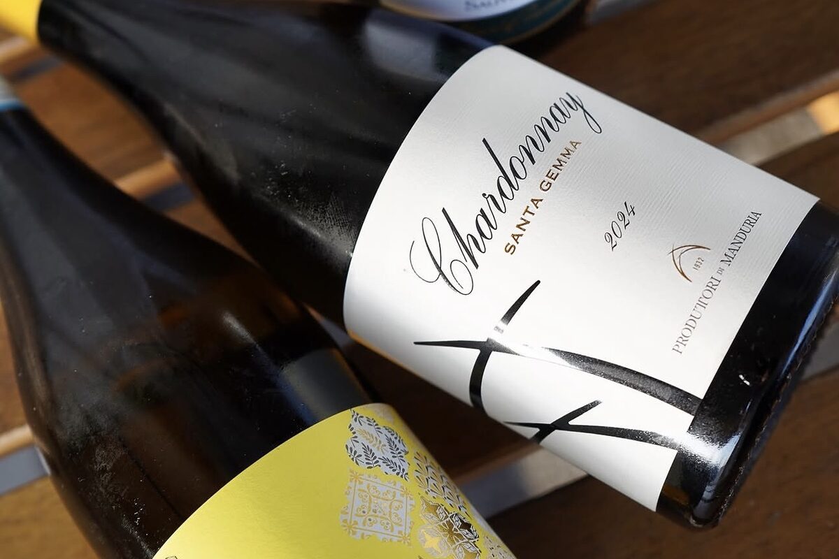 Bouteilles de vin blanc au Restaurant L’Étoile à Lausanne